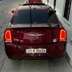 کرایسلەر 300